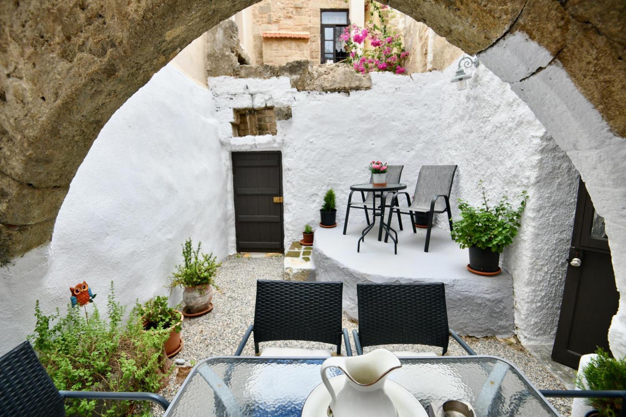 Penelope Garden House Old Town Apartamento Rhodes City Exterior foto